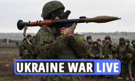 Guerra Ucrania-Rusia EN VIVO – Kiev será asaltada ESTA NOCHE, Zelenskyy advierte mientras insta a los residentes armados a detener a las tropas de Putin