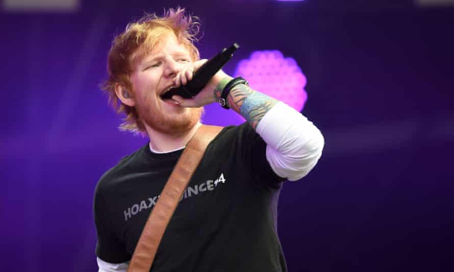 Ed Sheeran actuando en el Big Weekend de BBC Radio 1 en 2018.
