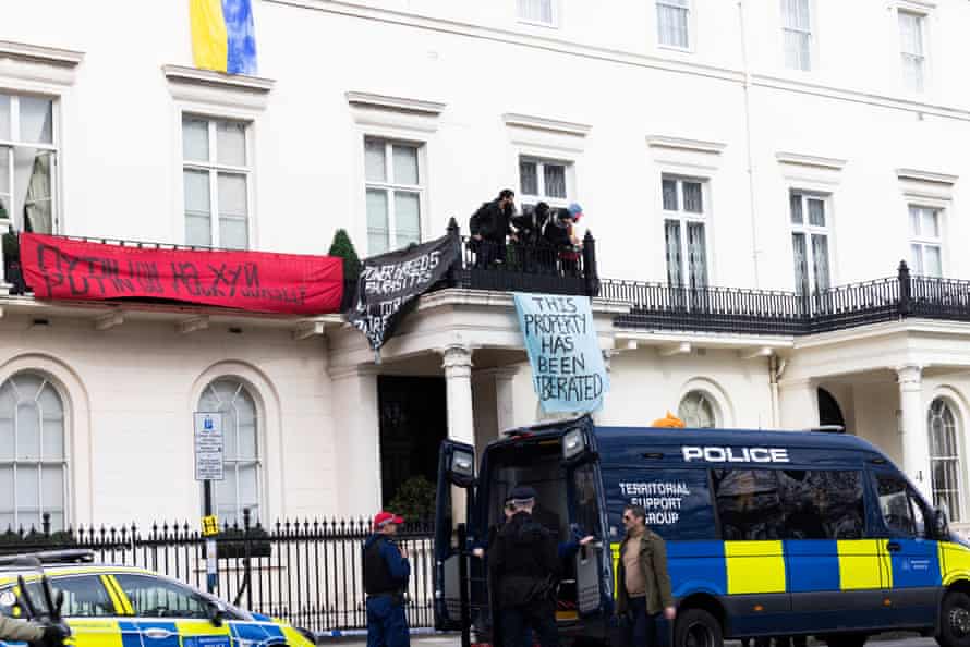 Policía en la escena en Belgravia.