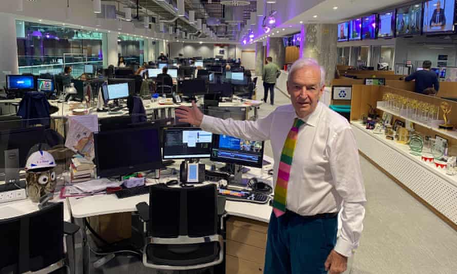 Jon Snow dice que espera que Cheshire proteja a las fuerzas de servicio público de la cadena.