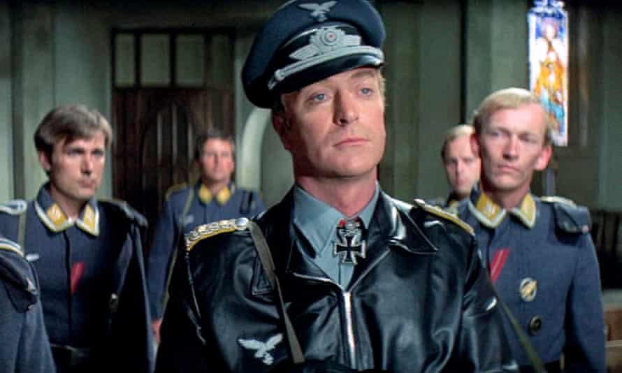 Michael Caine en la adaptación cinematográfica de 1976 de The Eagle Has Landed.