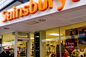 Horario de apertura del supermercado Semana Santa 2022: ¿Tesco, Asda y Aldi están abiertos hoy?