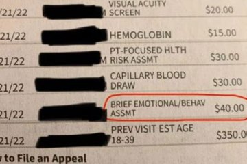 A mi hermana le cobraron £ 32 solo por llorar frente al médico de la clínica.