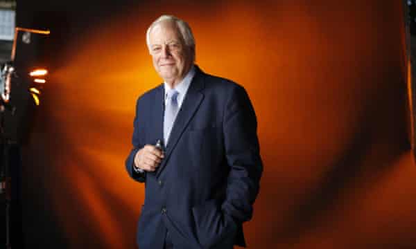Chris Patten, el expresidente conservador, dijo que el partido estaba en las garras de un 