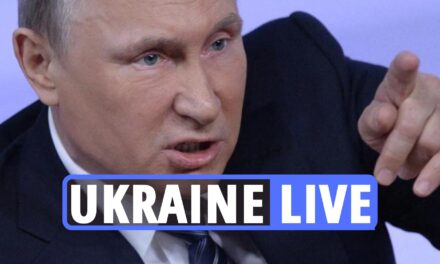El loco Putin ‘piensa que Occidente DESTELLARÁ primero’ mientras el déspota paranoico ‘pierde poder’