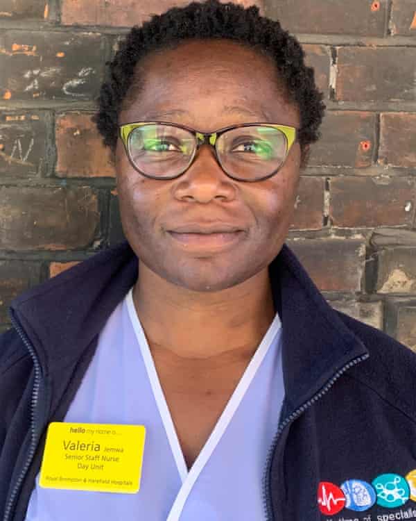 Valeria Jemwa, enfermera sénior del personal respiratorio y madre soltera de cuatro hijos, enfrenta el desalojo de su apartamento en Peabody