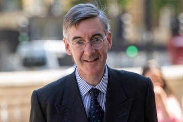 La reducción de impuestos podría reducir la inflación, dice el ministro del gabinete 