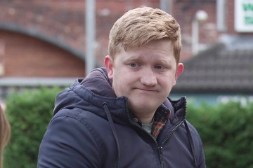 La estrella de Corrie, Sam Aston, tiene DOS hermanos de telenovelas: ¿los reconoces?