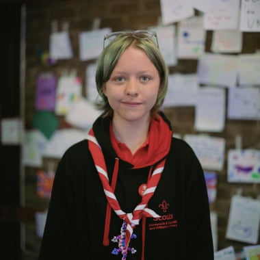 Daisy Stafford, 13, del Mereworth & Kings Hill Scout Group en el Kent International Jamboree, Maidstone.