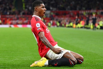 Sancho y Rashford logran la primera victoria de la temporada de Ten Hag 