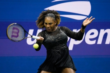 Serena gana el primer set frente a la multitud que lo anima en el US Open