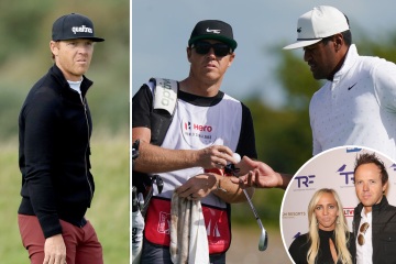 El multimillonario Ryan Smith, propietario de Utah Jazz, trabaja como CADDY para Tony Finau