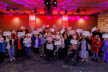 Hemos ganado 3,2 millones de libras esterlinas en la lotería del código postal: todos nuestros vecinos están reservando vacaciones