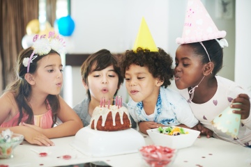 Intenté hacerle a mi hijo un pastel temático de Frozen, pero parecen zombis