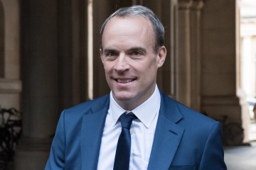 Raab trae de vuelta los proyectos de la Declaración de Derechos para luchar contra la inmigración ilegal 