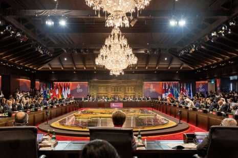 Líderes mundiales durante la sesión inaugural de la cumbre del G20.