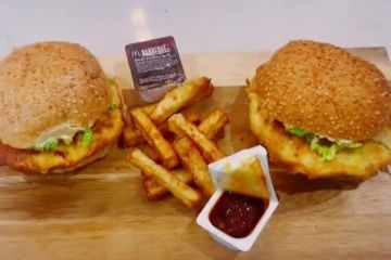 Soy un entusiasta y preparo un delicioso sándwich McChicken de McDonald's en mi freidora