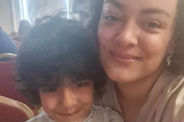 Mamá histérica por el hilarante error de su hijo en una carta 