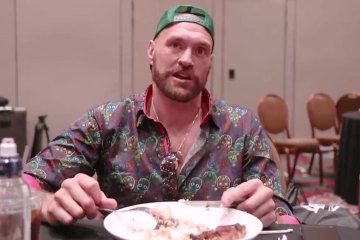 Fury revela su 'comida del corredor de la muerte' y la comida para niños de la que se burla antes de cada pelea