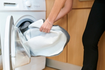 Mamá comparte cómo seca la ropa sin la secadora, pero algunos no están seguros