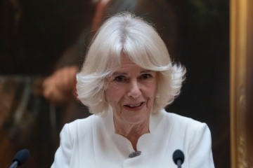 La reina consorte Camilla fue en secreto al espectáculo Abba Voyage 3 días antes de Navidad