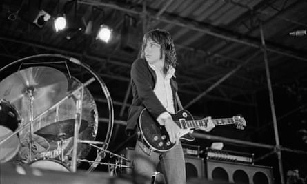 Jeff Beck en el escenario de Londres en 1972.