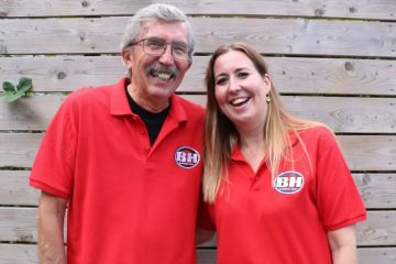 La estrella de Bargain Hunt rinde homenaje a un invitado 