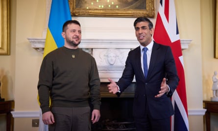 Zelenskiy y Sunak en Downing Street.