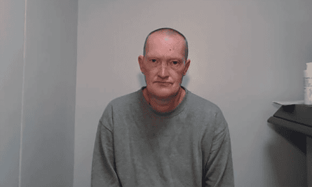 Simon Goold, 52, de Ashton-under-Lyne.