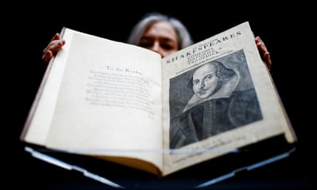 El primer folio está en exhibición en la casa de subastas de Christie's en Londres, Gran Bretaña, el 13 de enero de 2020.
