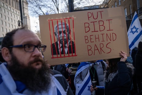 Manifestantes anti-Netanyahu frente a Downing Street.