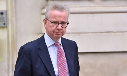 Michael Gove, Secretario de Actualización.