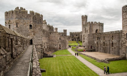 El patio del castillo de Caernarfon