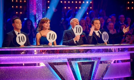 Los jueces de Strictly Come Dancing en 2016 (LR): Craig Revel Horwood, Darcey Bussell, Len Goodman y Bruno Tonioli.