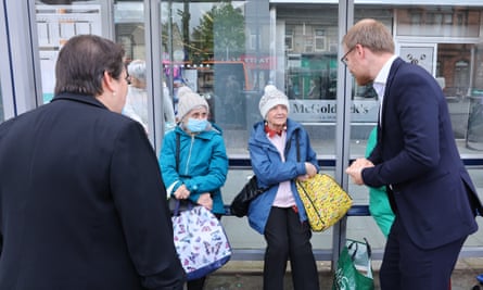 Baillie y Shanks hablan con los compradores de Rutherglen