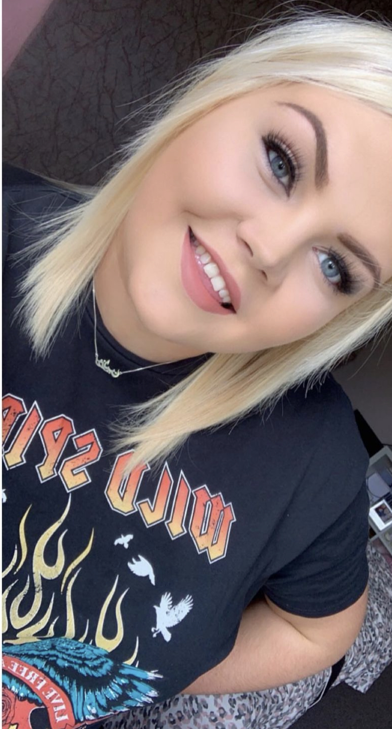 Roslyn solía ser la mujer más alta de la habitación.