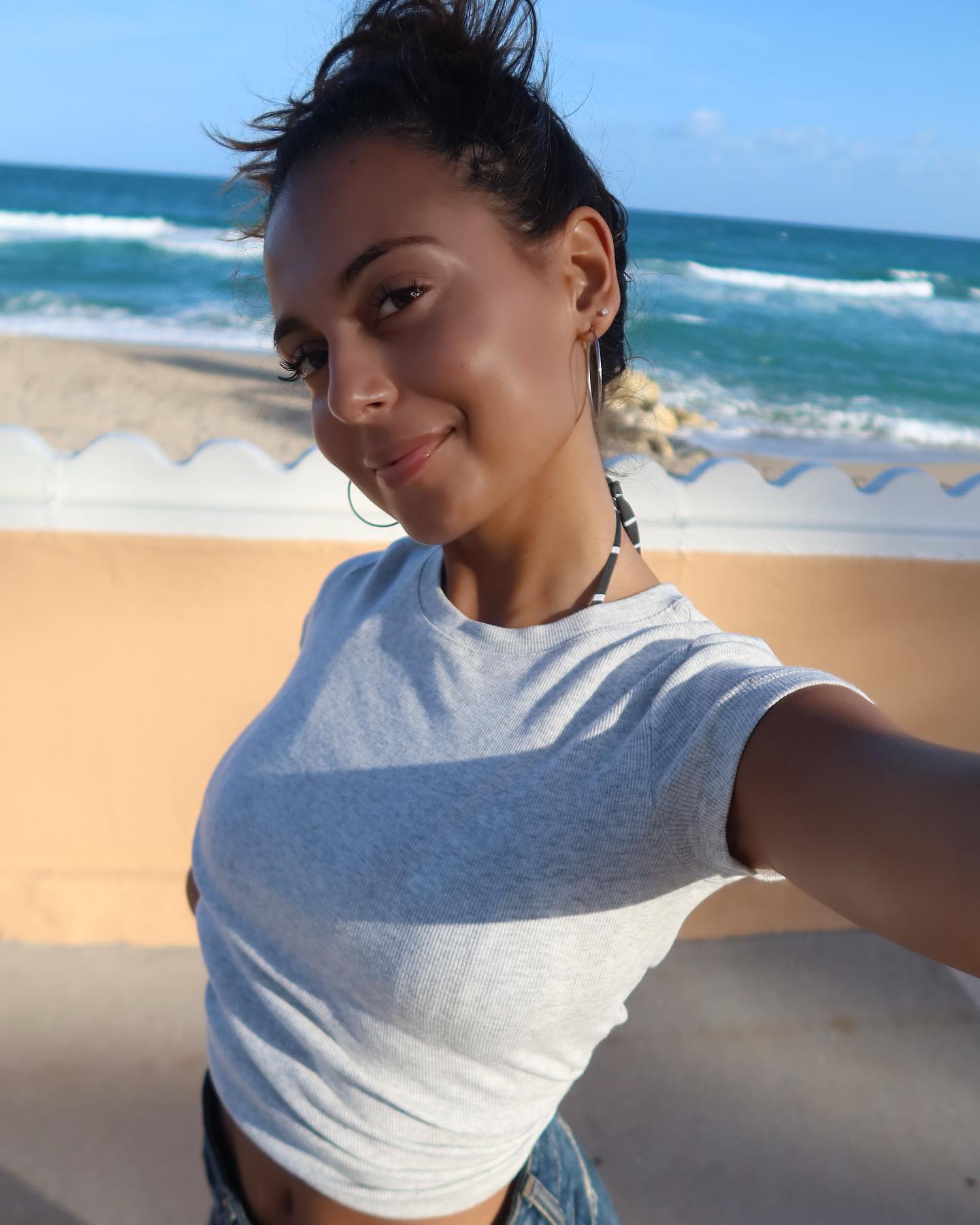 Mientras está en TikTok, los videos de Claire han atraído casi un millón de me gusta.