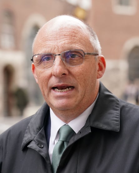 Paul Whiteman de la Asociación Nacional de Directores en mayo.